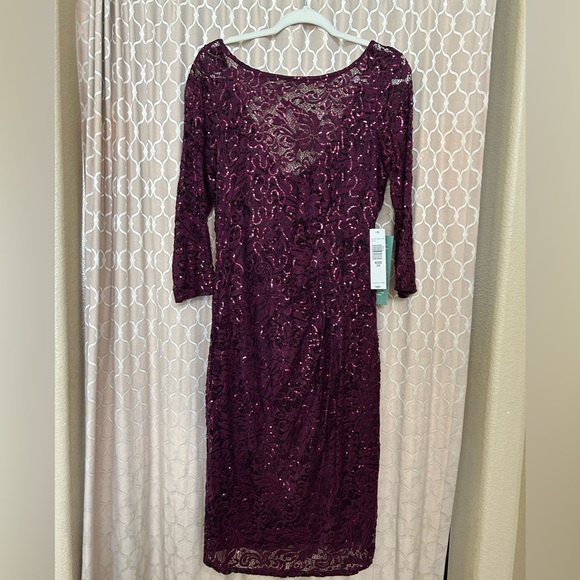 Blu Sage Dresses & Skirts - Blu Sage Long Sleeve Burgundy Sequin Dress